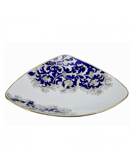 Decorative ceramic triangular plate "Blue on white" series 500110058-01